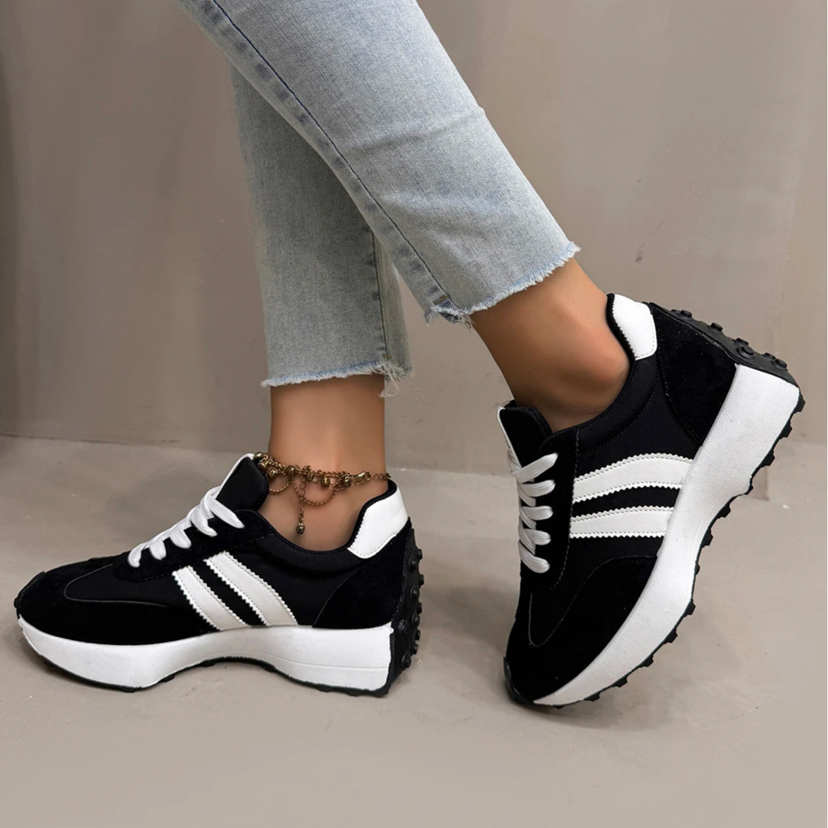 ChicStep Sneakers – Casual Style & Everyday Comfort