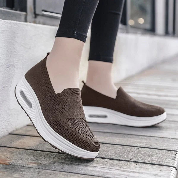 Oxel – Women’s Ergonomic Shoes Essilio Comfort™