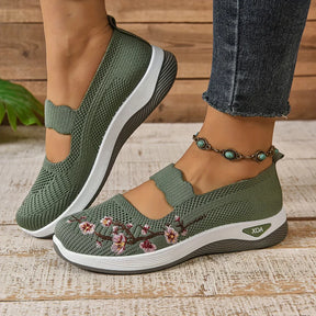 CloudPlus™ – Breathable and Ultimate Comfortable Orthopaedic Sneakers for Women - LIMITED STOCK