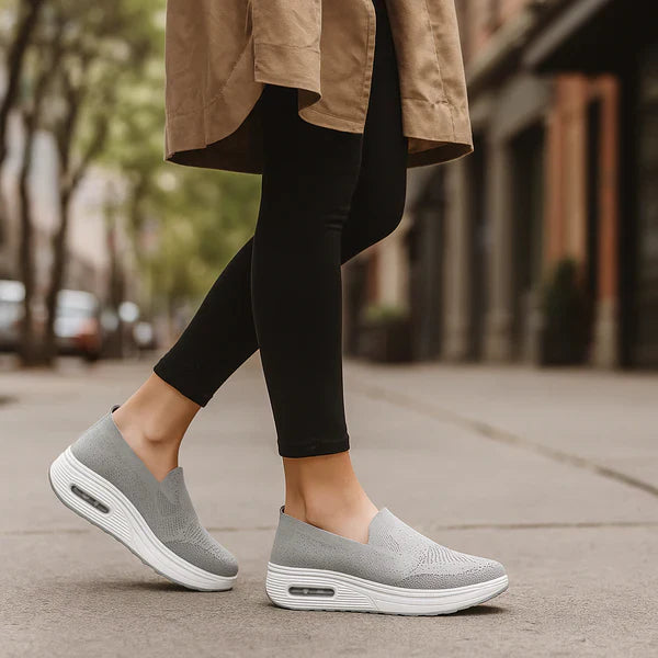 Oxel – Women’s Ergonomic Shoes Essilio Comfort™