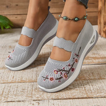 CloudPlus™ – Breathable and Ultimate Comfortable Orthopaedic Sneakers for Women - [UNMISSABLE PROMOTION]