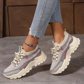 Oxel Wear | LÉVIA™ – Women's breathable trainers, long-lasting comfort