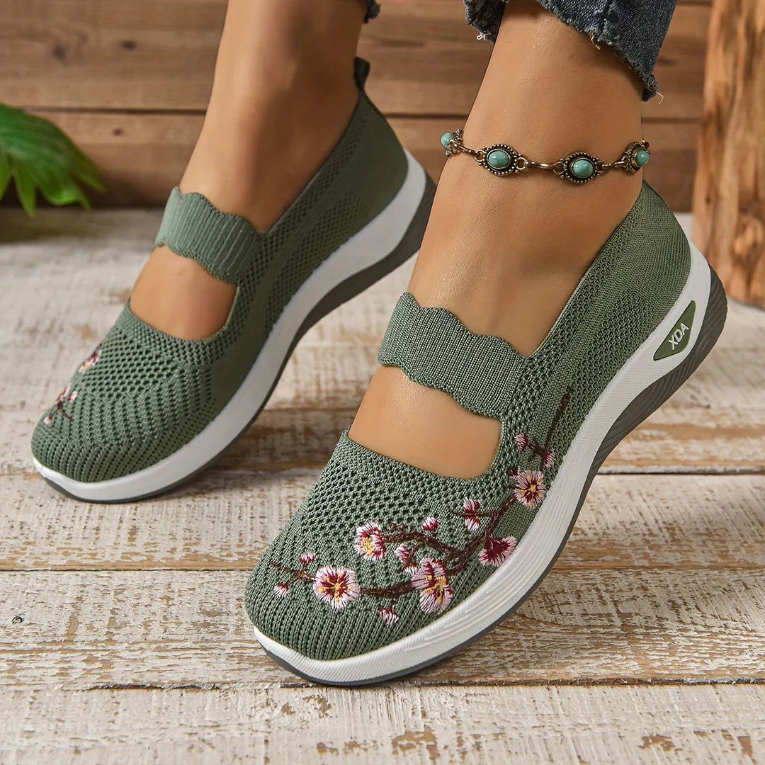 CloudPlus™ – Breathable and Ultimate Comfortable Orthopaedic Sneakers for Women - [UNMISSABLE PROMOTION]