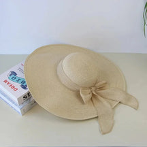 Jurerê Hat – Elegant Beach Style with a Wide Brim and Bow Detail