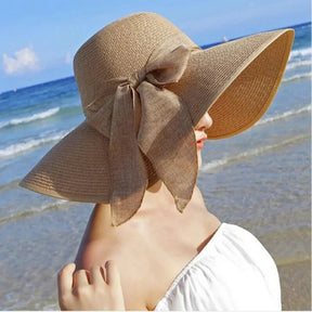 Jurerê Hat – Elegant Beach Style with a Wide Brim and Bow Detail