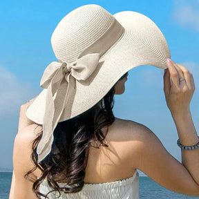 Jurerê Hat – Elegant Beach Style with a Wide Brim and Bow Detail