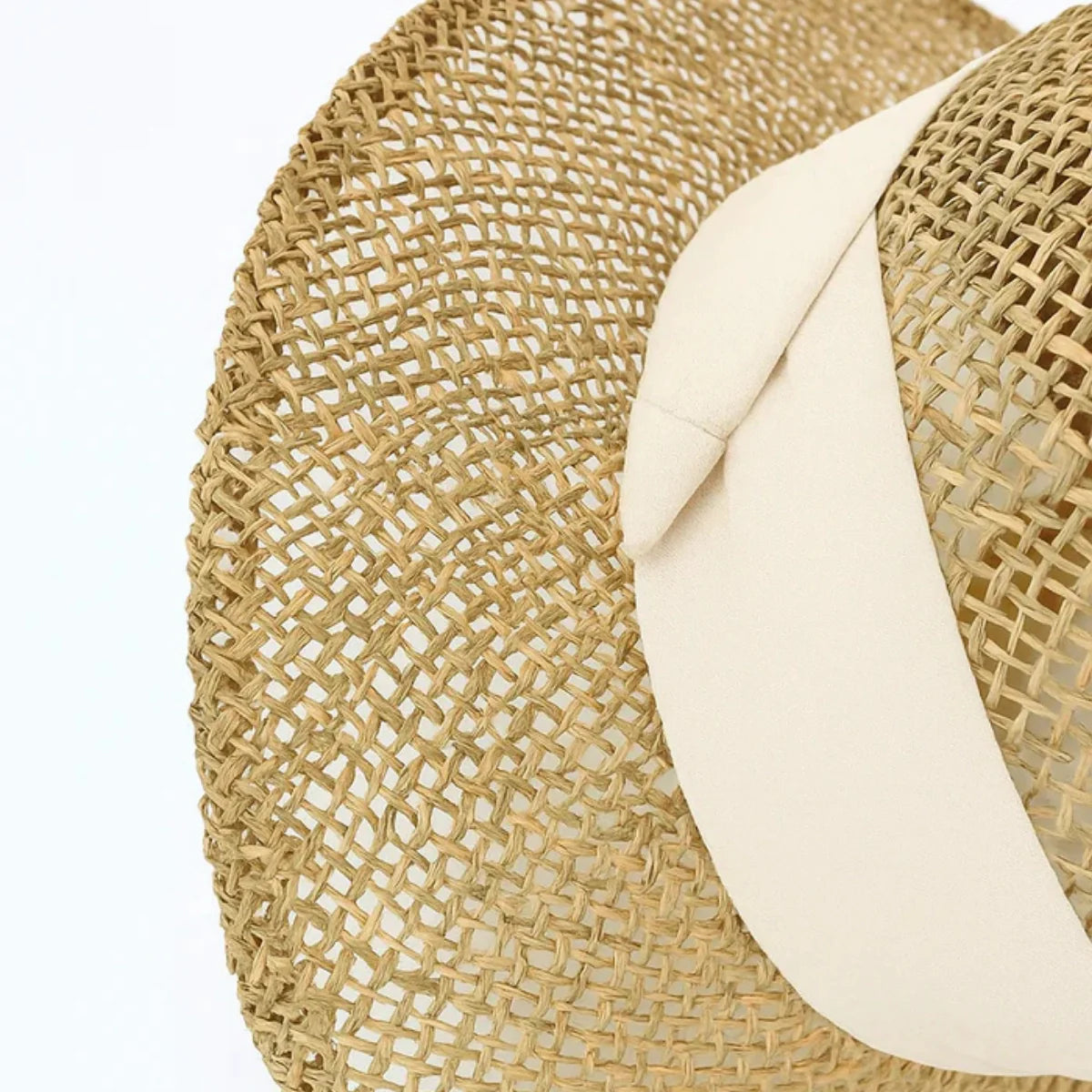 Cabo Branco Hat – Light, Natural Style with an Artisanal Finish