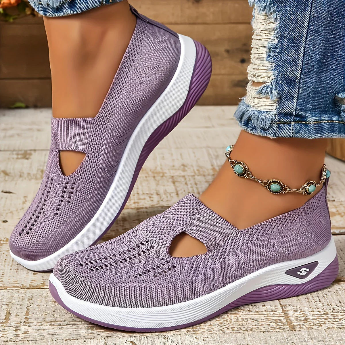 CloudWear™ – Breathable and Ultimate Comfortable Orthopaedic Sneakers for Women - [PROMOTION]